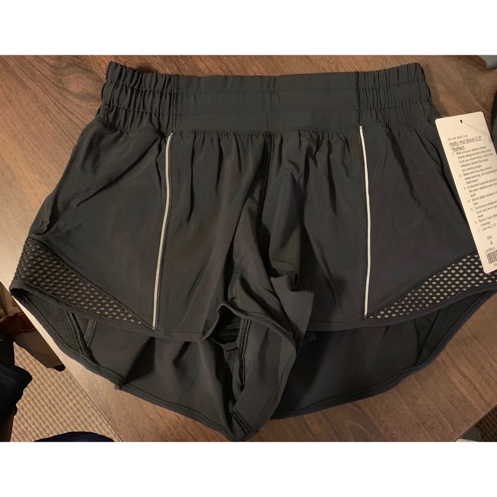 Lululemon Hotty Hot Shorts